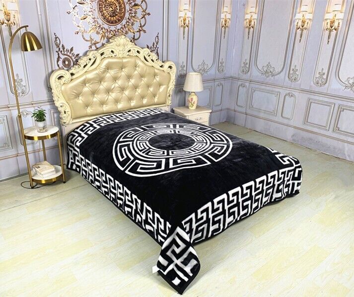 930GSM King Size Soft Mink Blanket Double Layers 5KG Black Circle